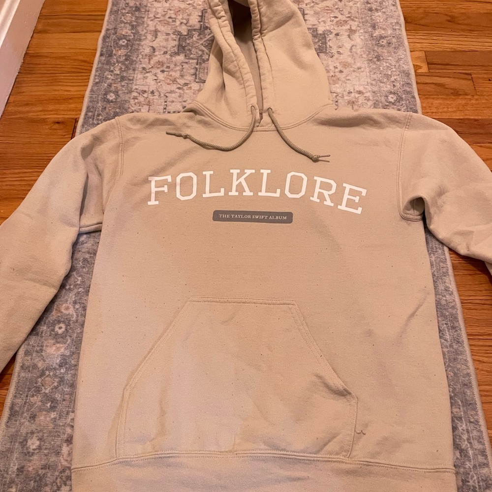 Taylor Swift Folklore Album Merch Size M